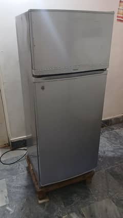 Haier refrigerator HRF-253 original condition