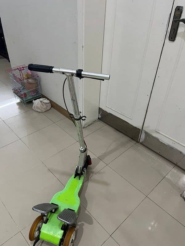 Imported Unique Double Paddle Scooties 1