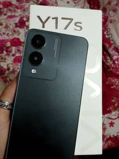 Vivo y17s with box charger everything urgent sale