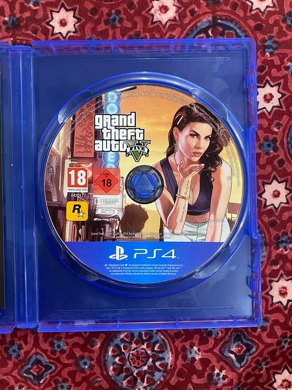 PS4 GTA 5 premium edition disc 3