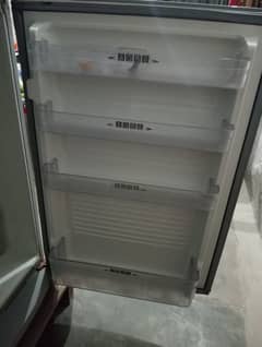 Fridge for sale in 22,000