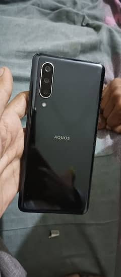 AQUOS