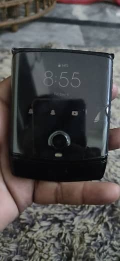 moto razer flip 2020 6/128 official pta e sim Wala hai