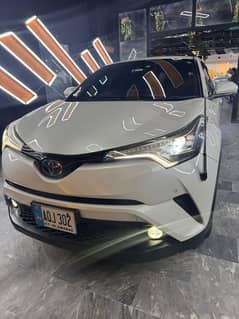 Toyota C-HR 2023