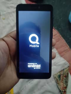 q mobile i8i