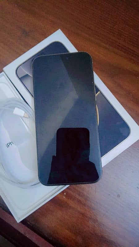 I phone 16 pro max 256 gb 1