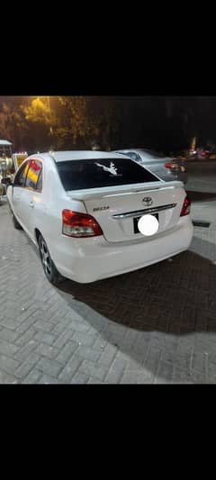 Toyota Belta 2006