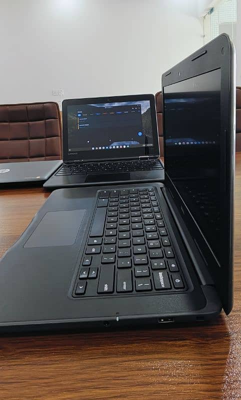 Dell Chromebook 3380|Cor i3|14"|C-type|4/16GB|Intel 3855|Playstore 5