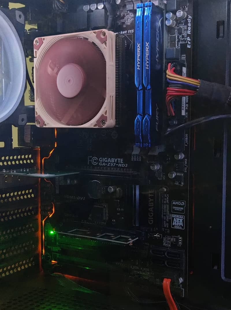 Gaming PC with Decent Specs Z97 and 4690K 6