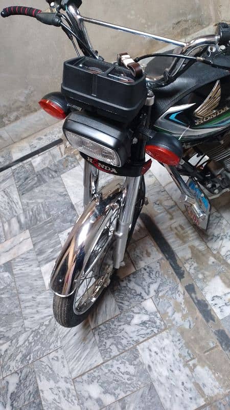 Honda 125  In Nice condition 1