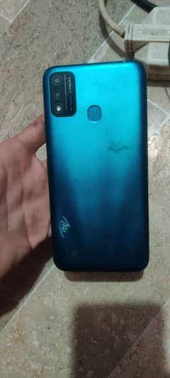 itel a48 3Gb 32Gb