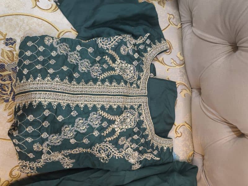 Qalamkar suit lawn cotton hai 4