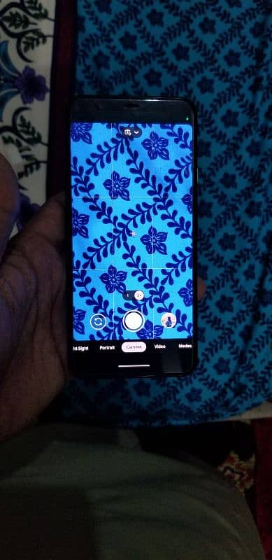 Google pixel 4xl mint condition 2