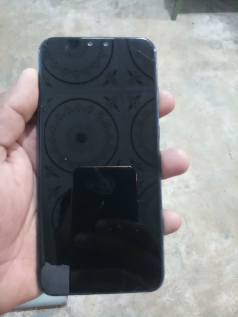 Huawei y9   4.64 0