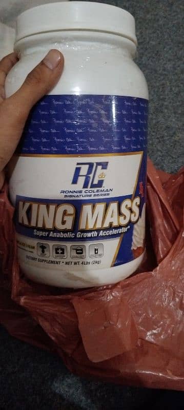 gold cretine and mass gainer used 9