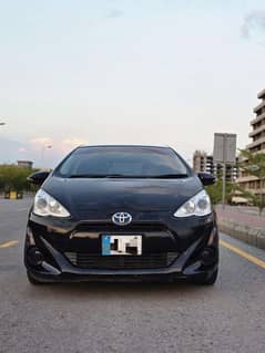 Toyota Aqua 2015 S push start urgent for sale