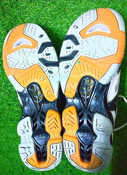 Imported Badminton | Squash |Volleyball| Non marking Court Shoes 2