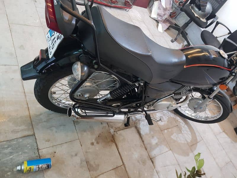 Suzuki gs150 2021 first owner 5