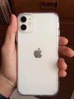 iPhone 11 white Pta approved with box