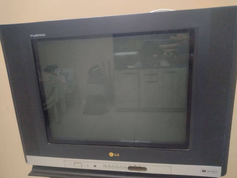 LG TV All Ok Sell With Tv Trolly 1