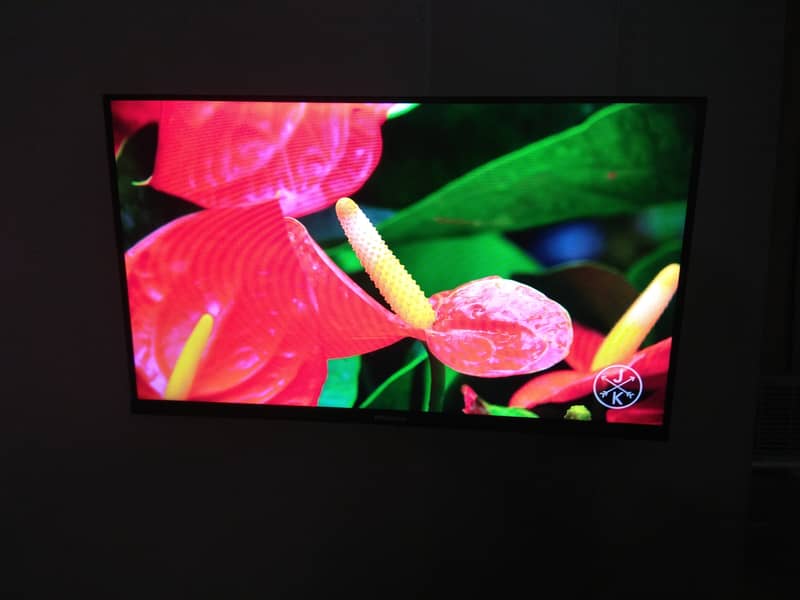 Hisense Original 32 inch Android Tv in best condition 6