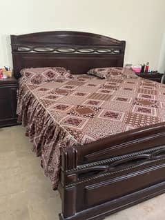 pure sheesham wooden bed sets