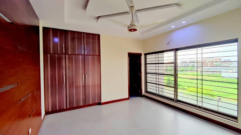 Kanal 3 Bed Lower Portion (Upper Locked) In Wapda Town E-1 Block 6