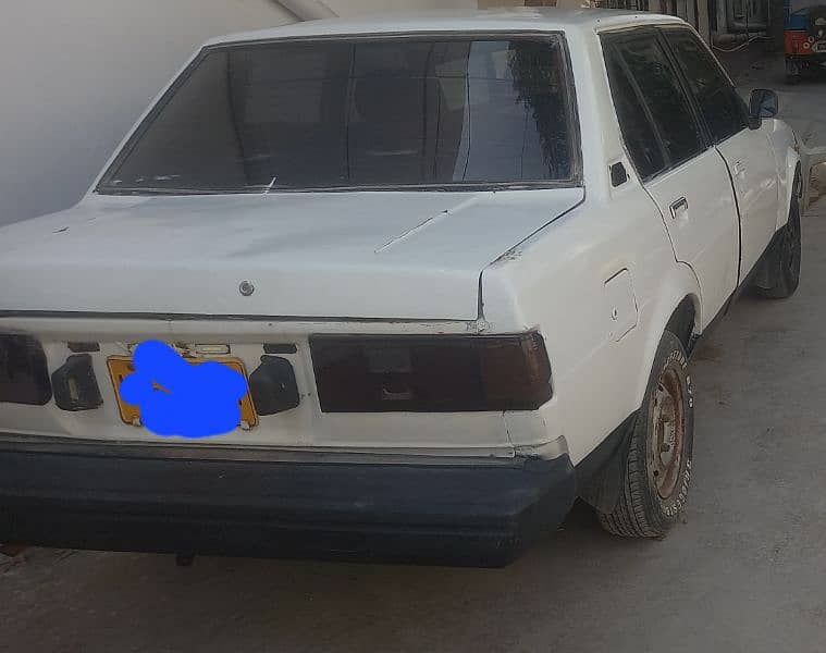 Toyota Corolla 1982 4