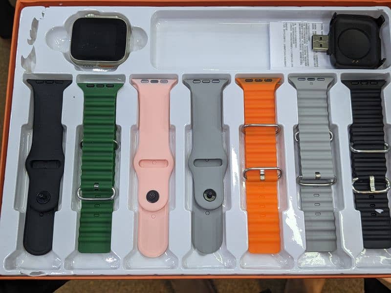 7 in 1 Smart watch limited stock delivery available all in Lahore 2