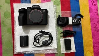 Sony a7 iv / 4 / a74 Body.  Like Brand New