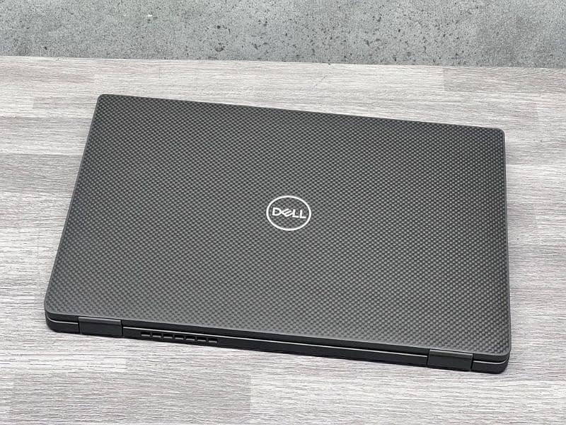 Core i7 10th Dell Latitude 7310 Carbon Fiber 4