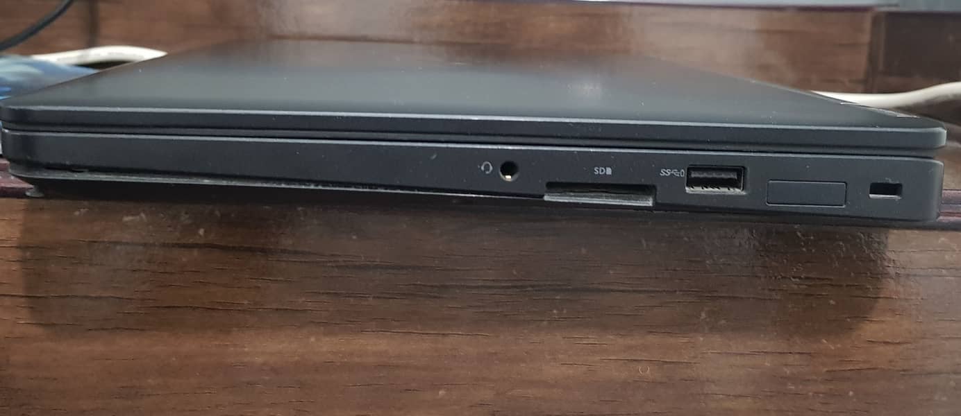 DELL E5270 i3 6TH-GEN 6