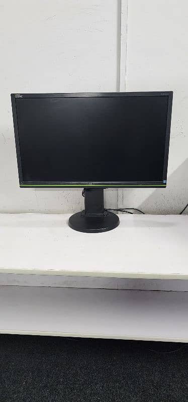 AOC 24" 144hz 1ms G-SYNC 1080p Gaming Monitor 2