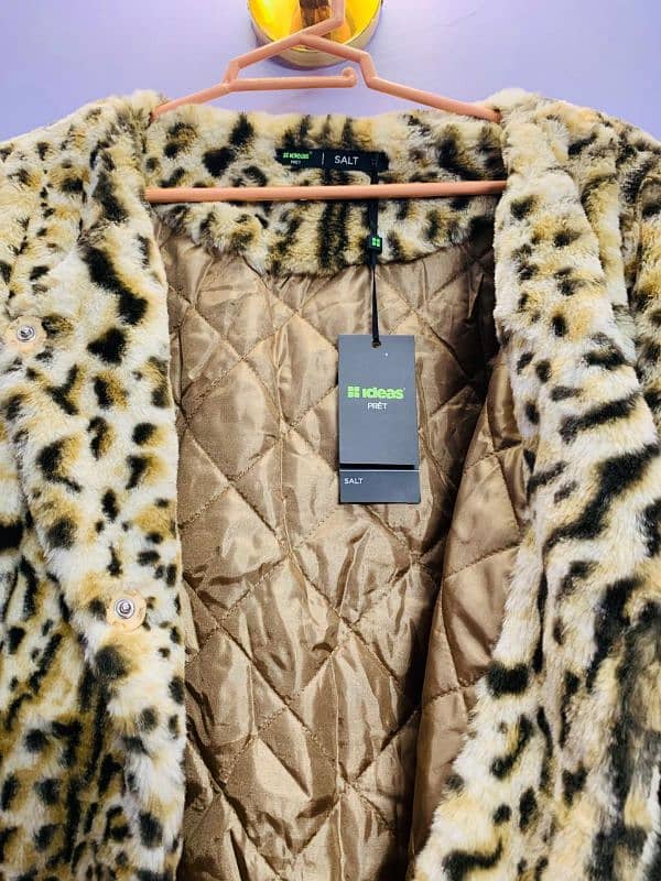 Stylish Faux Fur Leopard Print Jacket *Negotiable* Medium Size 5