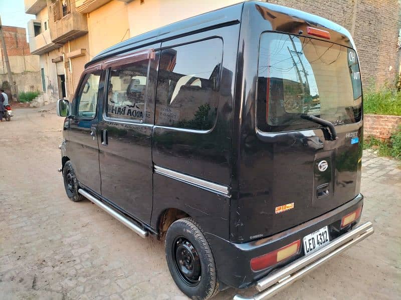 Daihatsu Hijet 2013 3