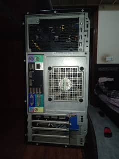 rx 590 with 700 watt psu gaming computer