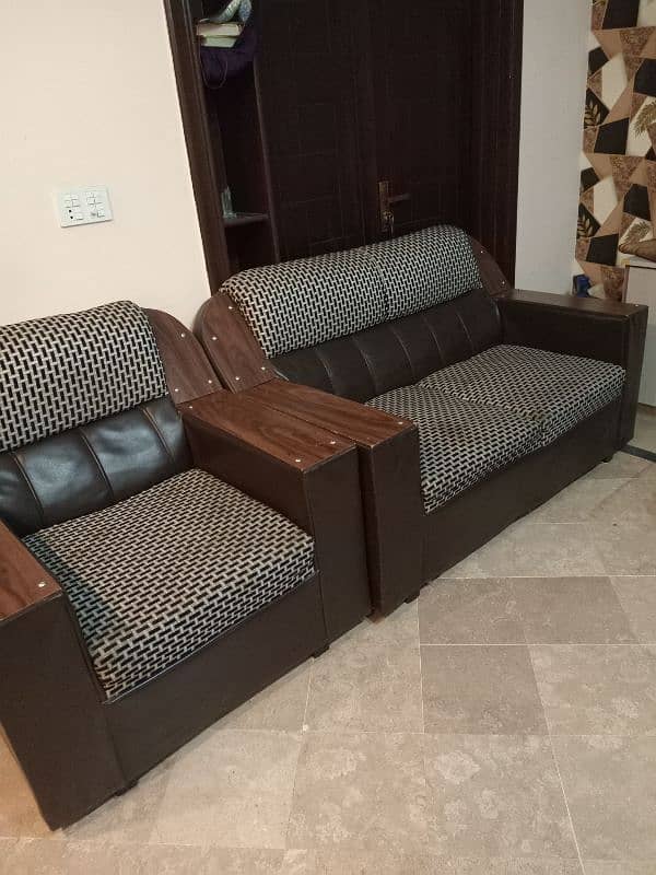 Six seater Sofa and glass table for sale 2