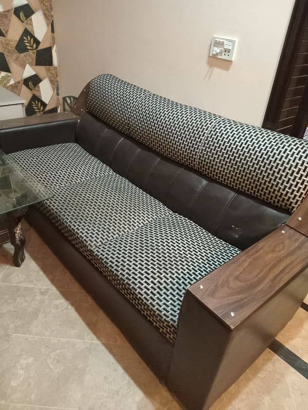 Six seater Sofa and glass table for sale 3