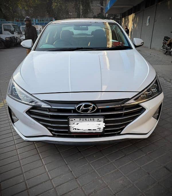 Hyundai Elantra 2021 0