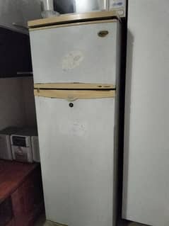 fridge for sale 20000 only ok he