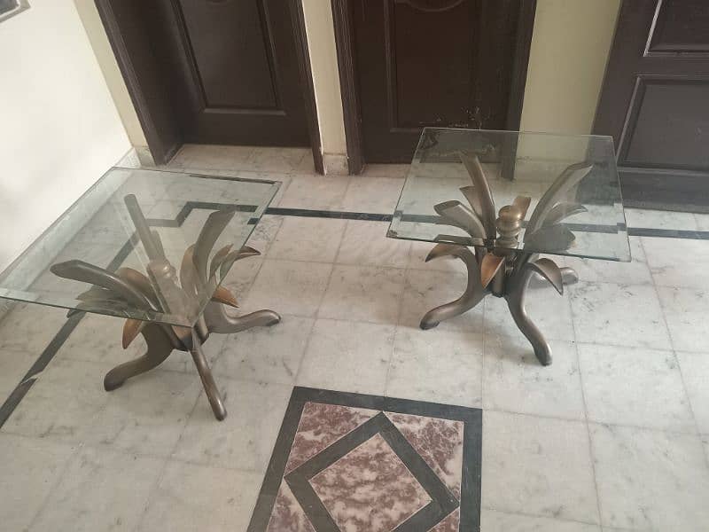 3 pieces centre table set with glass top 3