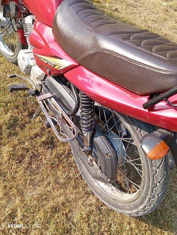 Yamaha YB 125z for sale. 6