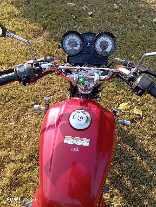 Yamaha YB 125z for sale. 8