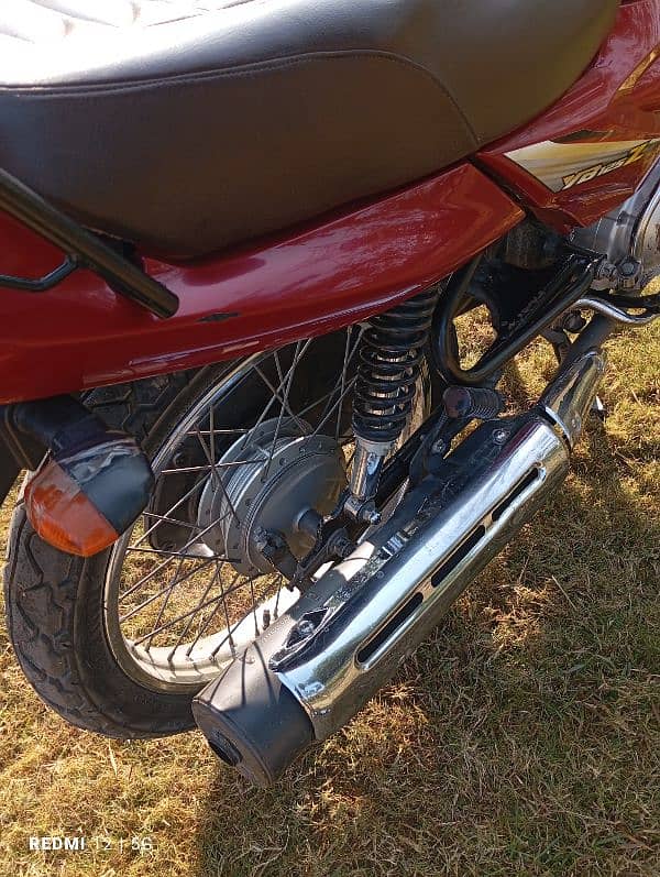 Yamaha YB 125z for sale. 14