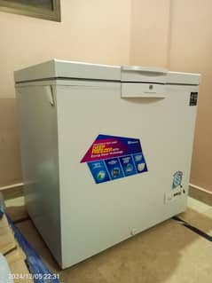 Dawlance Deep Freezer 5 months used