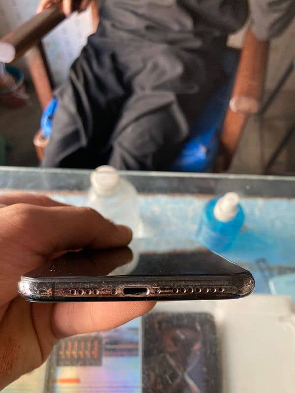 I phone xs max for sale 256 gb non pta all ok 4