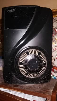 Speaker urgent sell need money