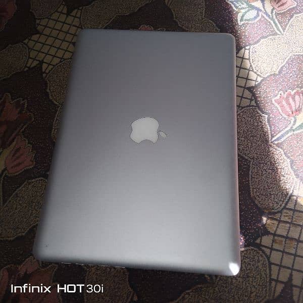 MacBook pro all ok  2012 model ha with charger 0