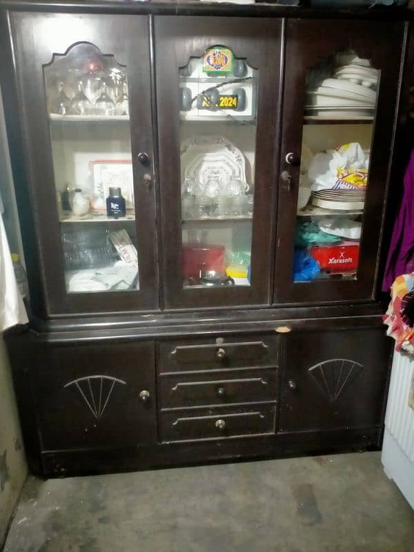 dressing table & Cupboard 03007611422 1