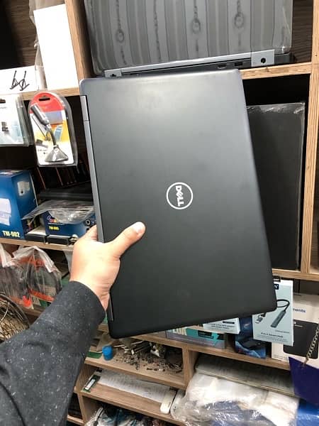 Dell Latitude 5580 | Core i7-7820HQ | 16GB 256GB | 2GB 0